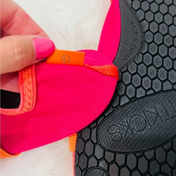 FITKICKS PINK/ORANGE ELASTIC SHOES SIZE Large YOGA SHOES - Picture 4 of 7